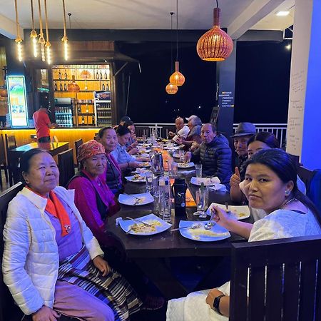 Adams Peak Inn Nallathanniya Екстериор снимка
