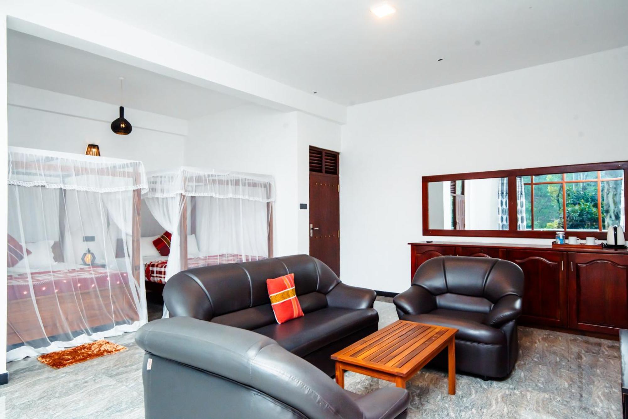Adams Peak Inn Nallathanniya Екстериор снимка