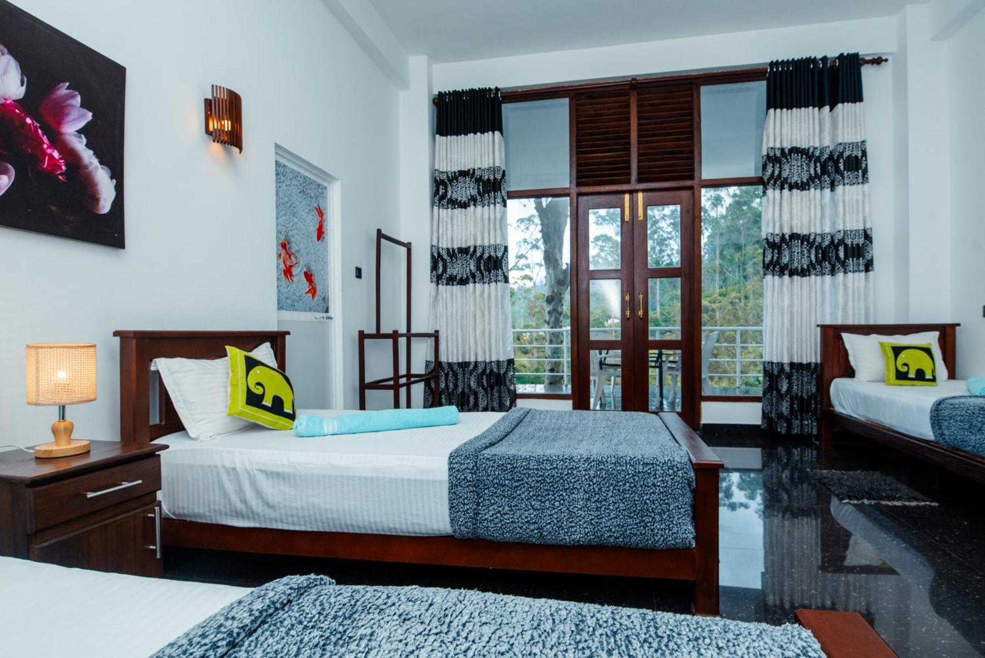 Adams Peak Inn Nallathanniya Екстериор снимка