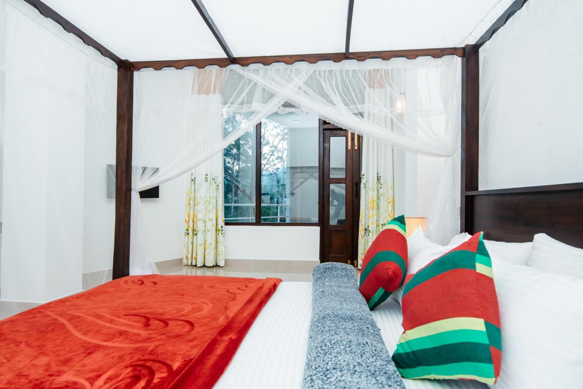 Adams Peak Inn Nallathanniya Екстериор снимка
