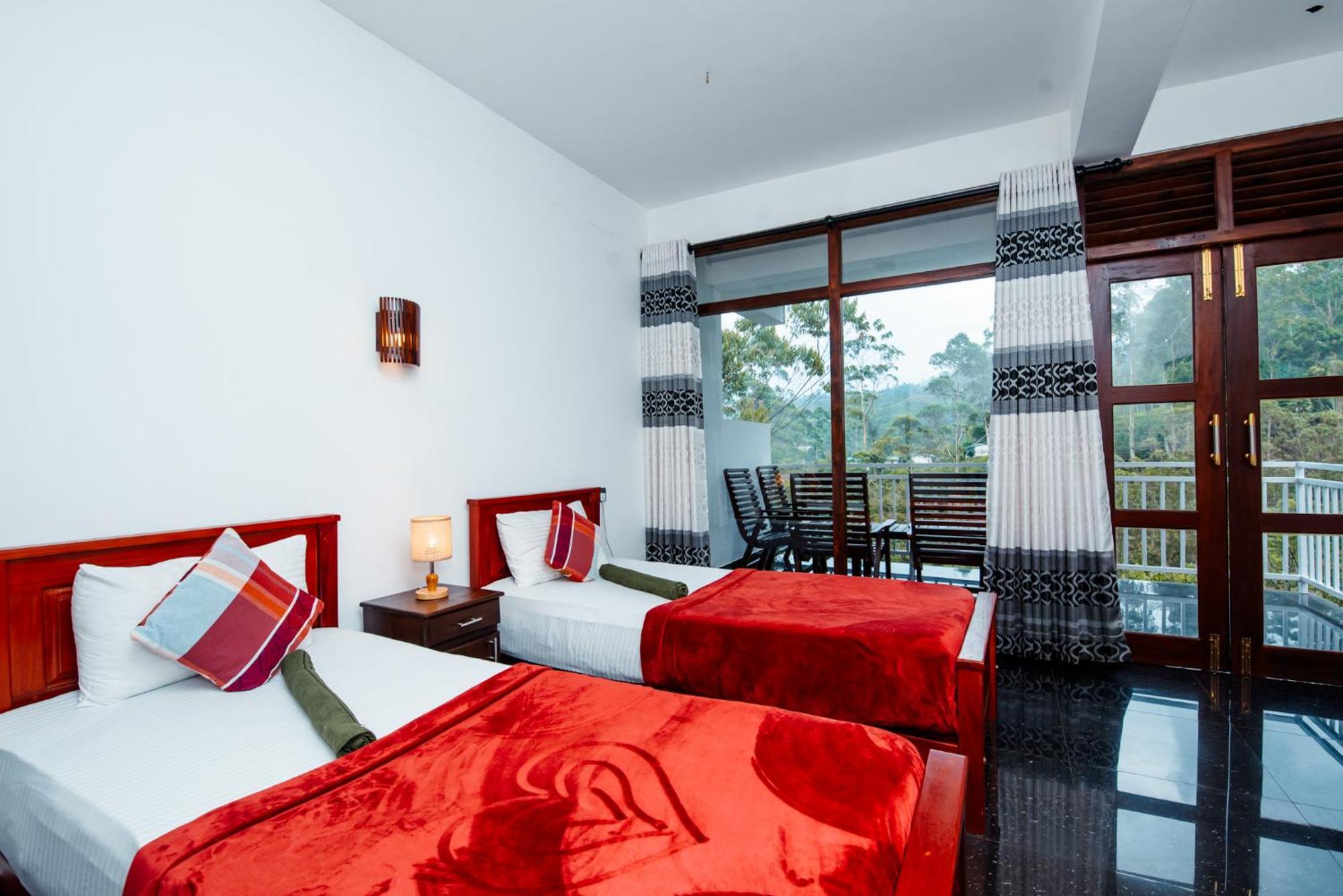 Adams Peak Inn Nallathanniya Екстериор снимка